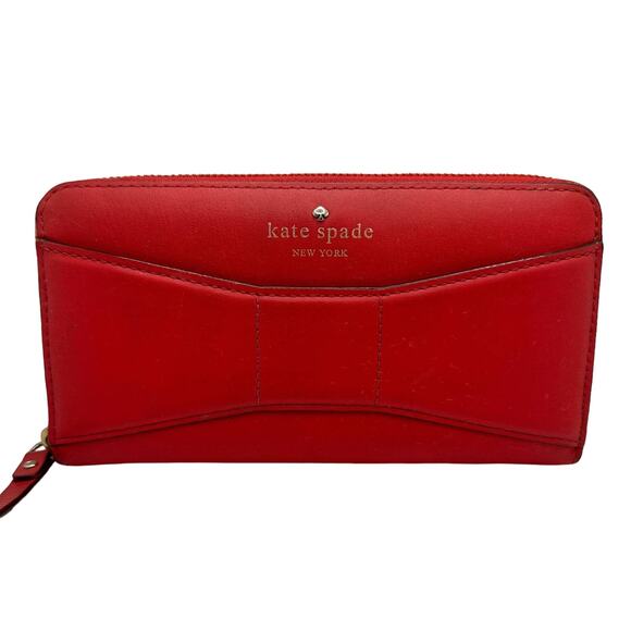 KATE SPADE New York Red Neda Bridge Place Zip Around Wallet - Picture 1 of 10